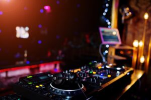How Can DJ Lessons in London Help You Perfect Your DJing? | London DJ Academy