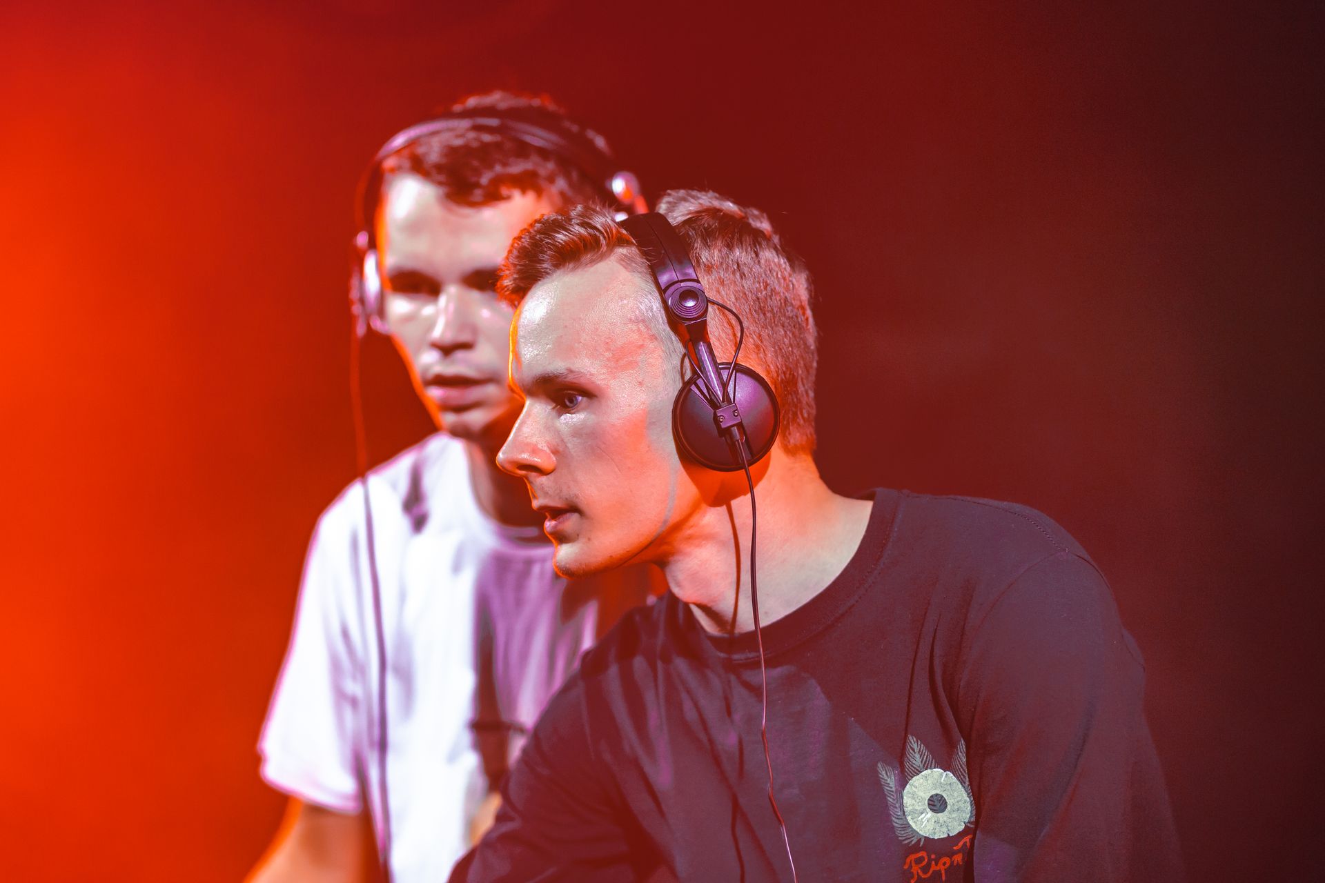 How to Become a Professional DJ Step-by-Step Career Guide london dj academy